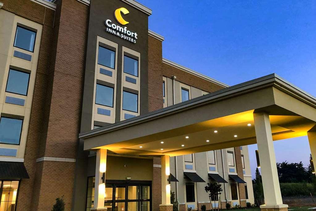 Comfort Inn & Suites Winchester Esterno foto