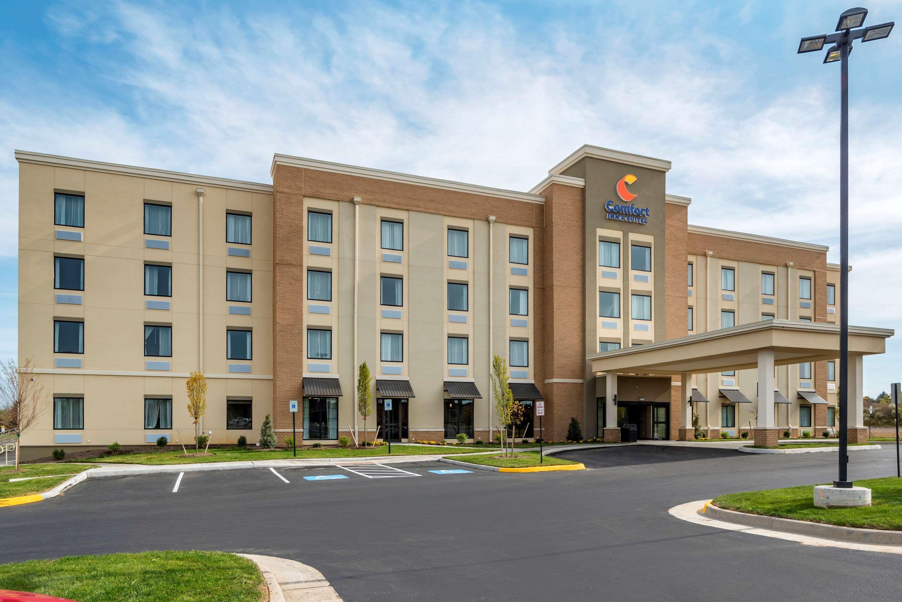 Comfort Inn & Suites Winchester Esterno foto